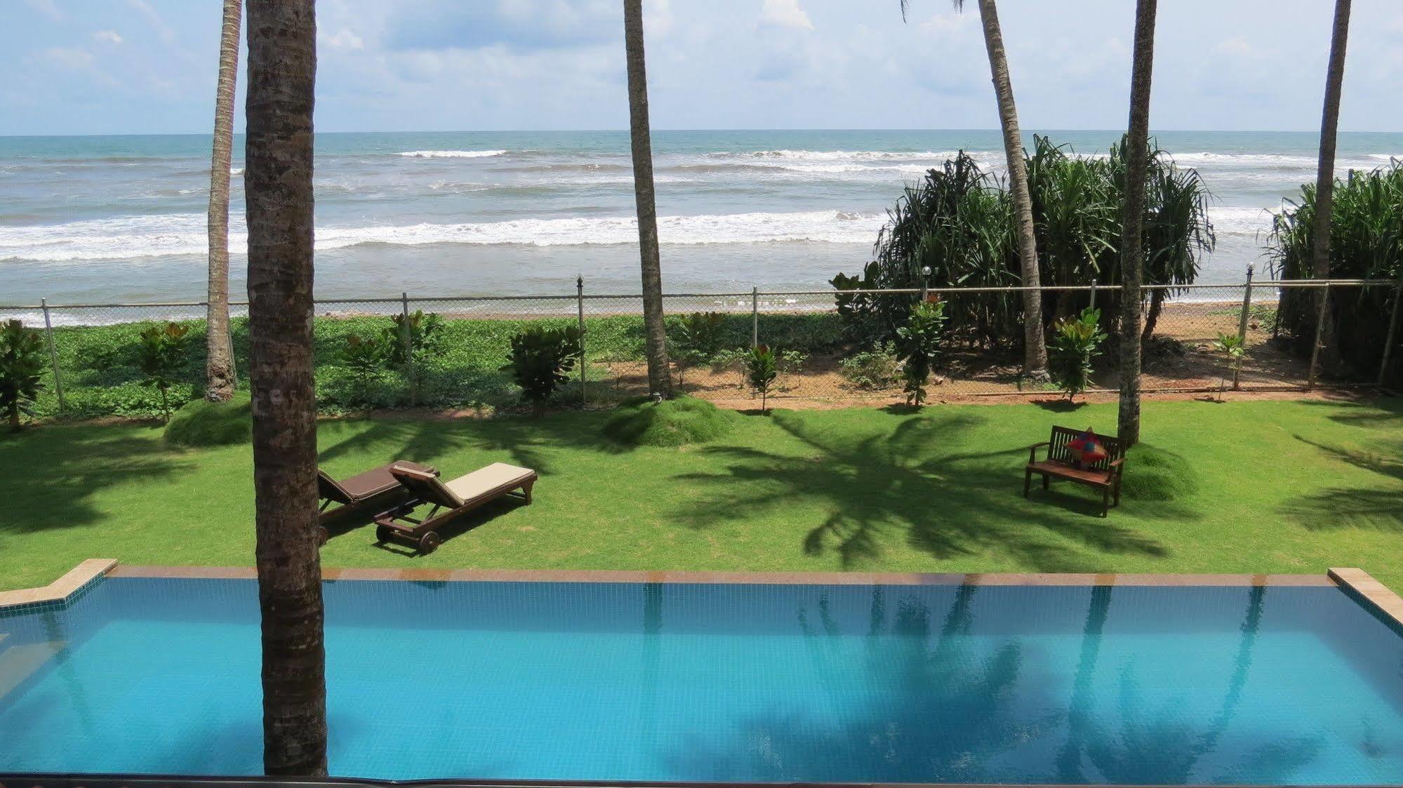 Maresia Beach Villa Wadduwa Ngoại thất bức ảnh