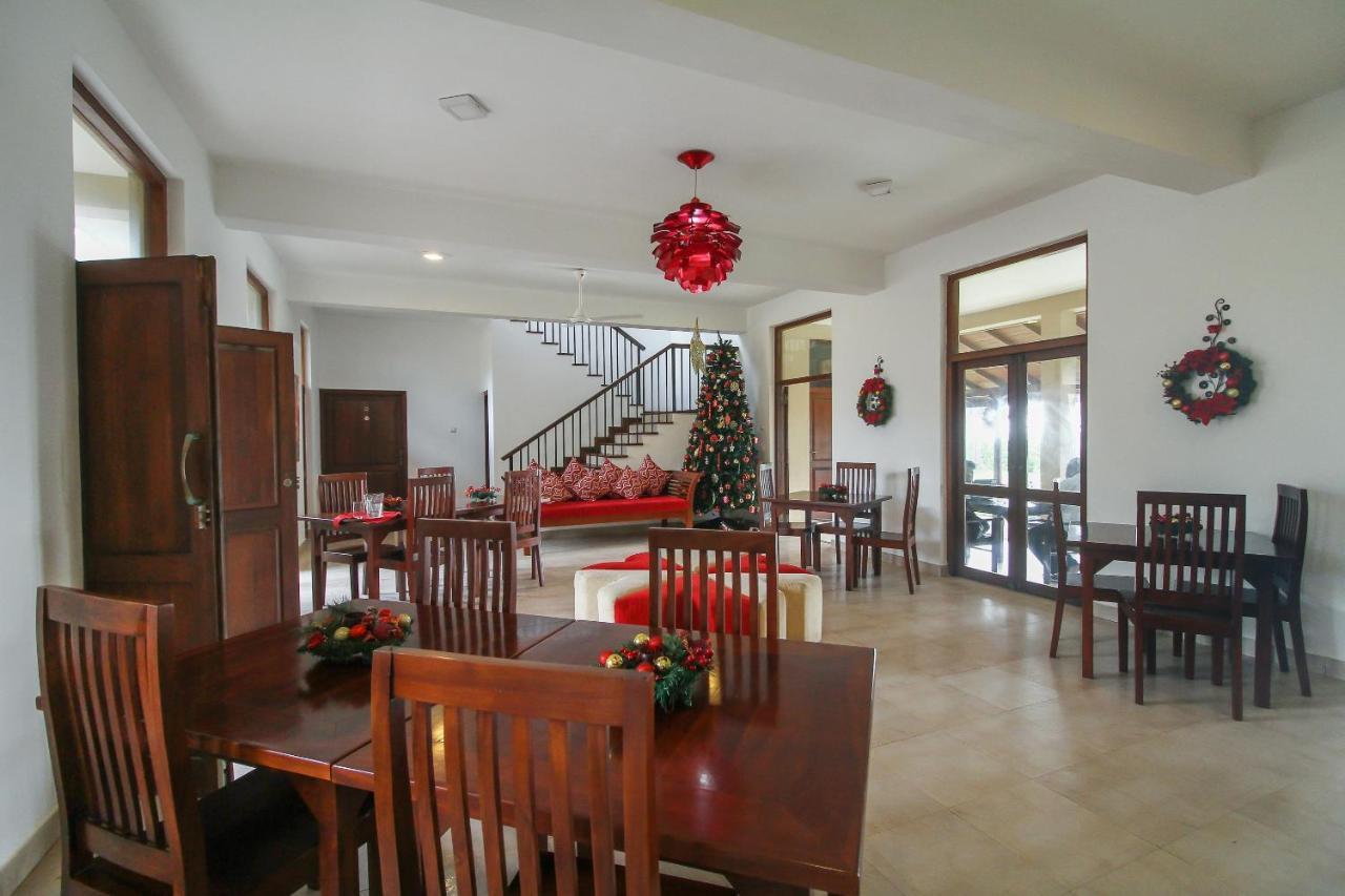Maresia Beach Villa Wadduwa Ngoại thất bức ảnh